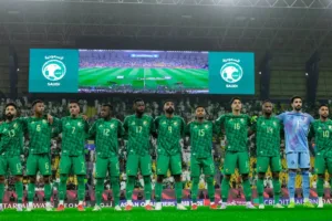 الأخضر السعودي يحجز مقعده في مونديال 2026 بتعادل ثمين أمام العراق