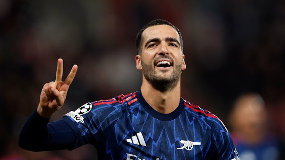 أرسنال يسحق سلافيا براغ بثلاثية نظيفة ويتربع على قمة دوري أبطال أوروبا