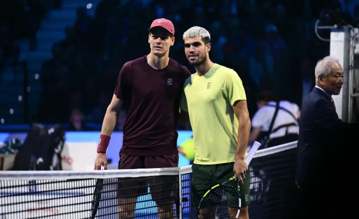 سينر يهزم ألكاراز ويحتفظ بلقب ATP Finals 2025