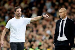 اتفاق سري بين فلورنتينو بيريز وزين الدين زيدان لعودته لريال مدريد لخلافة تشافي ألونسو