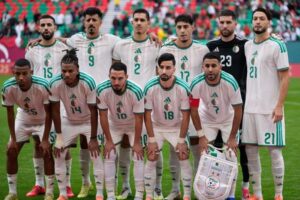 الجزائر تفوز بصعوبة على بوركينا فاسو وتتأهل إلى الدور الـ16