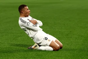 ترتيب هدافي دوري أبطال أوروبا بعد ثنائية كيليان مبابي في شباك بنفيكا