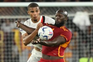 القنوات المفتوحة الناقلة لمباراة روما وميلان في الدوري الإيطالي