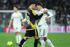 فيديو عدسات المصورين ترصد لقطة شجار إبراهيم دياز وألياس أخوماس يشعل مباراة ريال مدريد ورايو فاليكانو في الليجا