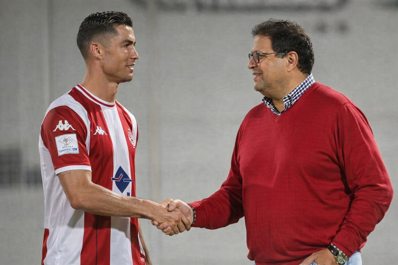 الوداد البيضاوي يقترب من صفقة تاريخية مع النجم البرتغالي كريستيانو رونالدو في سوق الانتقالات الشتوية