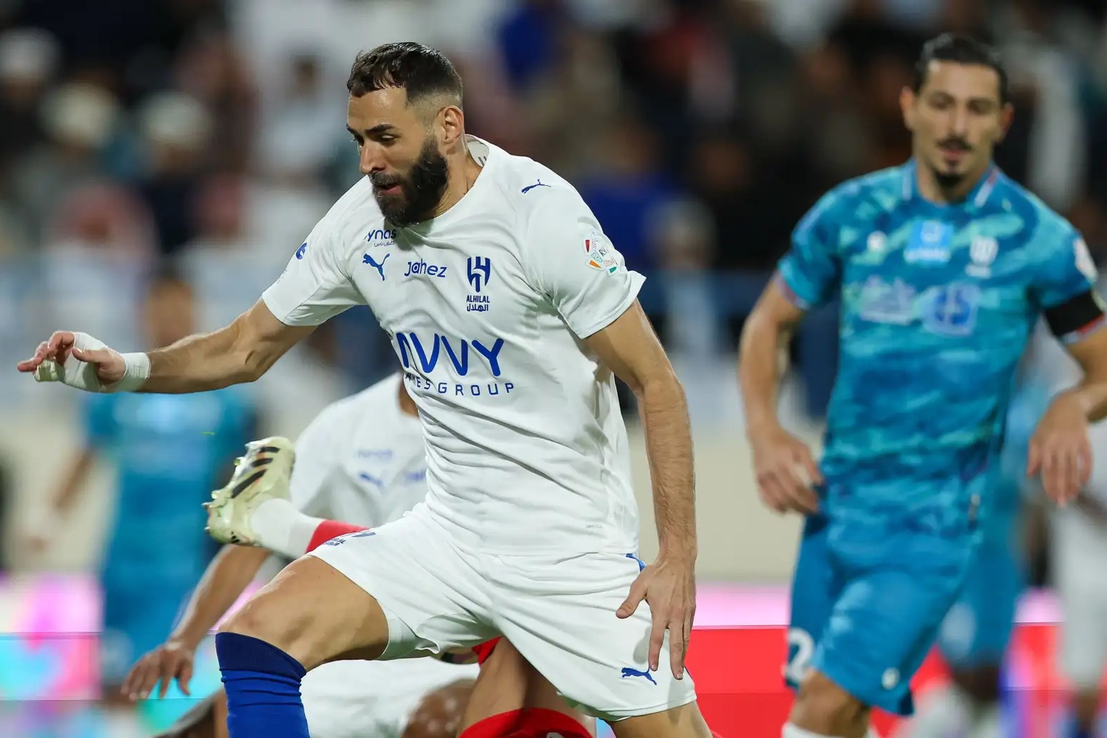 ترتيب هدافي الدوري السعودي بعد هاتريك كريم بنزيما في شباك الأخدود