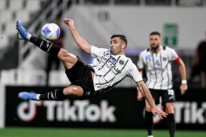 فيديو الغوليادور حمد الله يسجل سداسية ويقدم أسيست في دوري أبطال الخليج للأندية