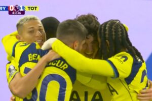 القنوات الناقلة لمباراة توتنهام هوتسبر ضد كريستال بالاس اليوم في الدوري الإنجليزي