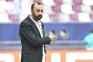 مدرب مغربي يتولى قيادة “الأحمر” العُماني… السكتيوي يخلف كيروش رسمياً