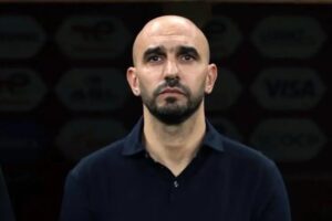 الركراكي يغادر المغرب للتعاقد مع نادي سعودي