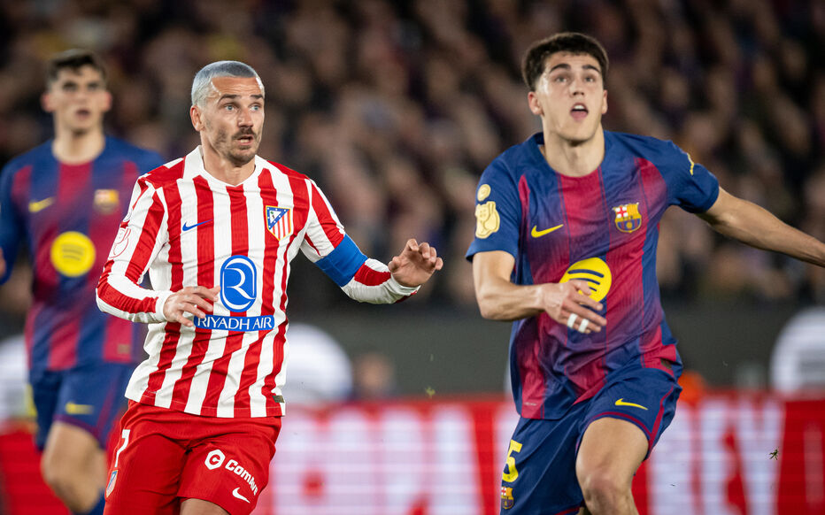 تعرف على معلق مباراة أتلتيكو مدريد وبرشلونة في دوري أبطال أوروبا