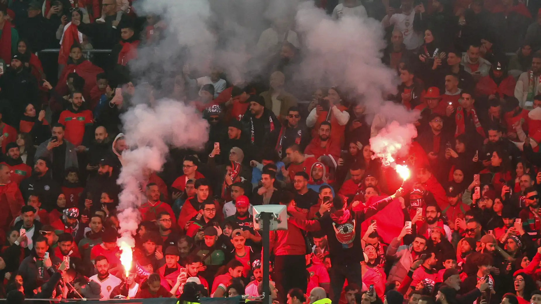 رسميا تأجيل مباراة أولمبيك آسفي واتحاد العاصمة في نصف نهائي كأس الكونفيدرالية الإفريقية بسبب أحداث خطيرة