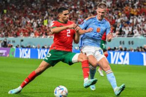 أشرف حكيمي يهز العالم ويكشف سر اختياره المغرب بدل إسبانيا ورسالة غير مباشرة إلى لامين يامال