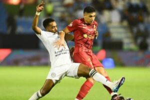 القنوات الناقلة لمباراة الرياض والقادسية في دوري روشن السعودي للمحترفين
