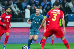 تعرف على معلق مباراة الهلال وضمك في دوري روشن السعودي للمحترفين