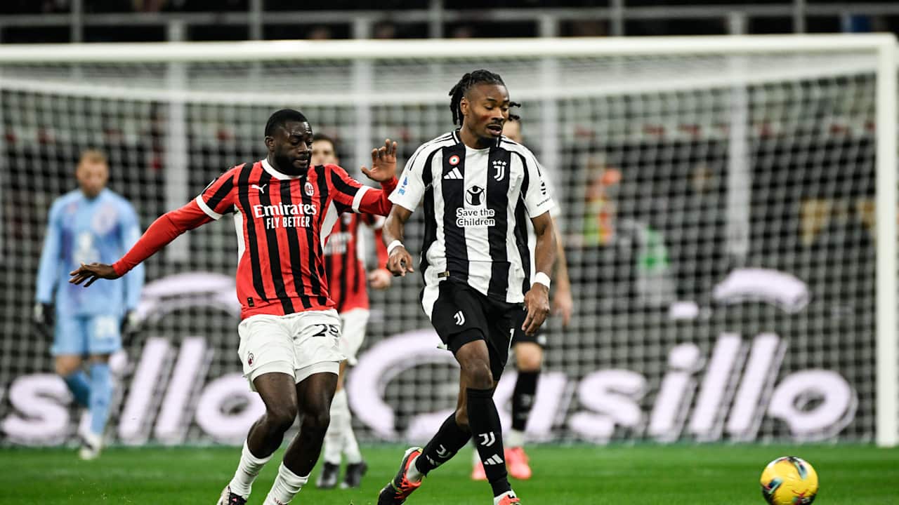 تعرف على معلق مباراة ميلان ويوفنتوس في الدوري الإيطالي