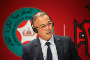 فوزي لقجع ينجح في أقناع لاعب منتخب هولندا بتغيير جنسيته الرياضية قبل مباراة اسكتلندا بكأس العالم