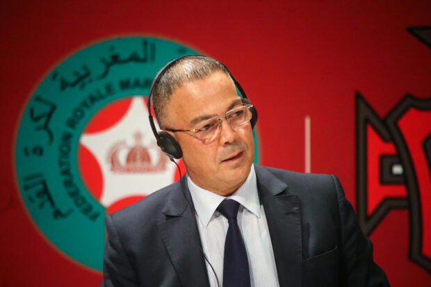 فوزي لقجع ينجح في أقناع لاعب منتخب هولندا بتغيير جنسيته الرياضية قبل مباراة اسكتلندا بكأس العالم