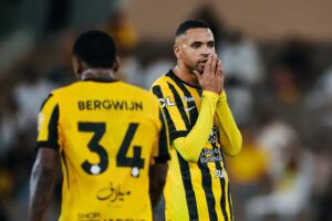 الاتحاد السعودي يثير الجدل ببيع مهاجمه بنصف قيمته لنادٍي مغمور
