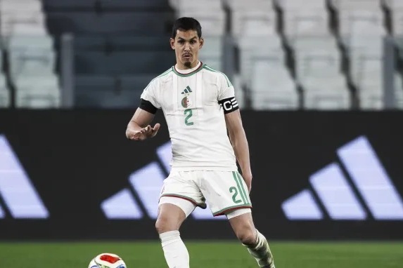 فيديو عيسى ماندي يسجل هدفًا رائعًا في شباك بوليفيا ويقود الجزائر للتقدم قبل كأس العالم 2026