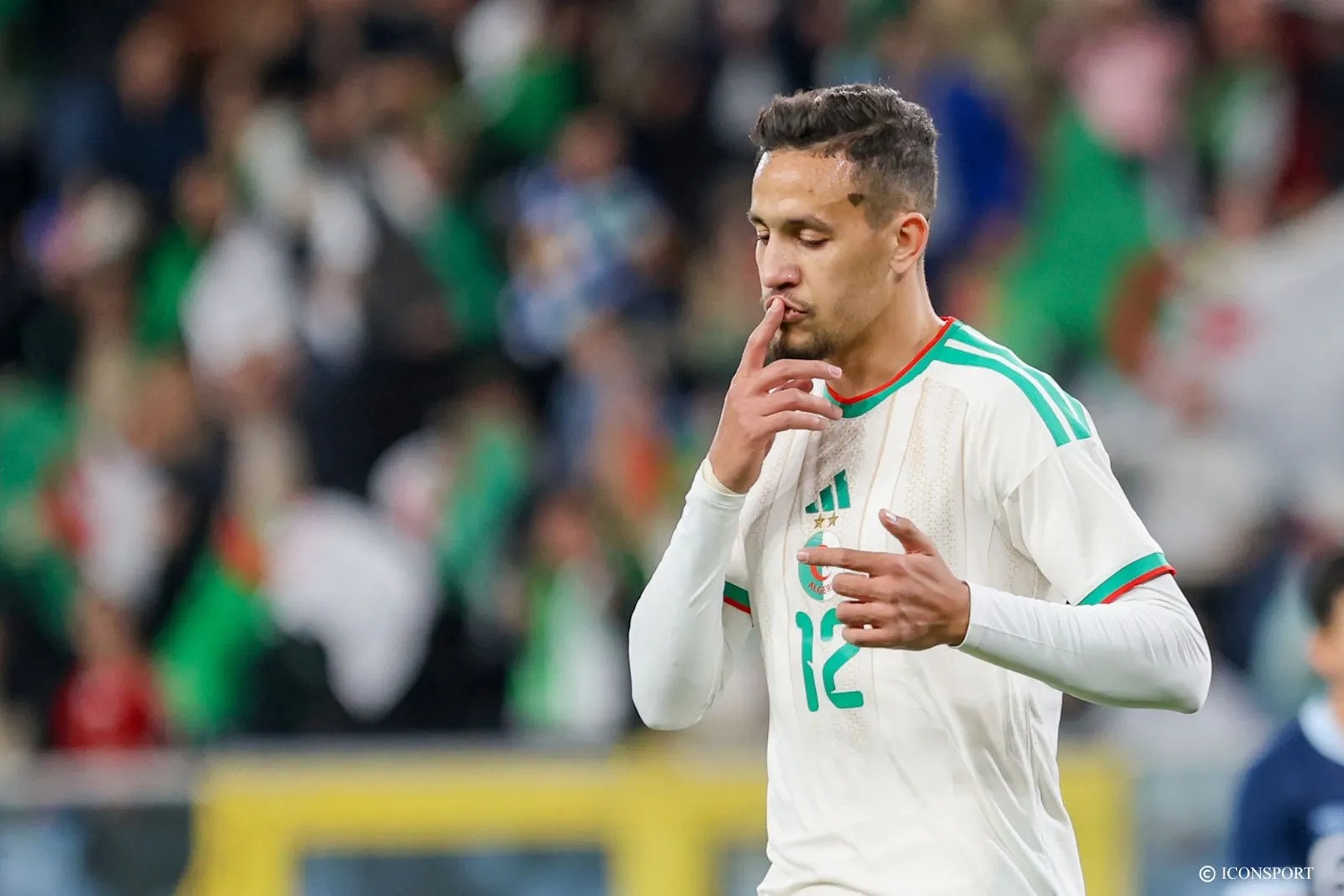 ندير بن بوعلي يدرك التعادل لمنتخب الجزائر أمام الأردن في كأس العالم 2026 برأسية متقنة
