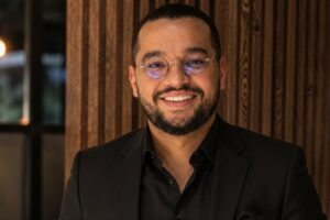 من هو إبراهيم العسري سيرة ذاتية ويكيبيديا