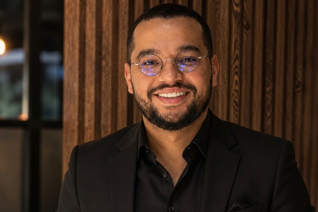 من هو إبراهيم العسري سيرة ذاتية ويكيبيديا