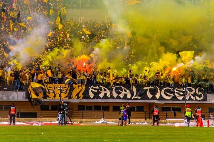 رسمياً المغرب الفاسي يتوج بلقب الدوري المغربي بعد الفوز على أولمبيك الدشيرة