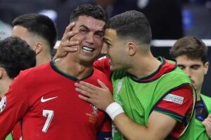 كريستيانو رونالدو يعلن اعتزال اللعب الدولي بعد الخروج أمام إسبانيا في كأس العالم 2026
