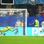 تعرف على رجل مباراة الأرجنتين ومصر في كأس العالم 2026