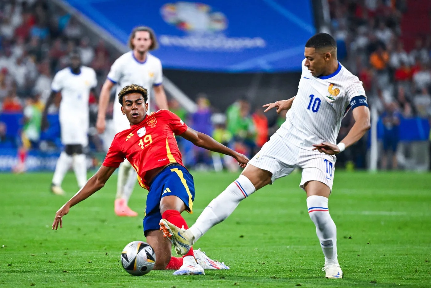 توقيت مباراة إسبانيا وفرنسا والقنوات الناقلة في كأس العالم 2026