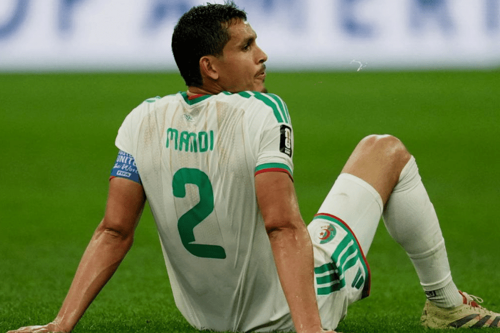 رسمياً عيسى ماندي يعلن اعتزاله اللعب الدولي مع منتخب الجزائر