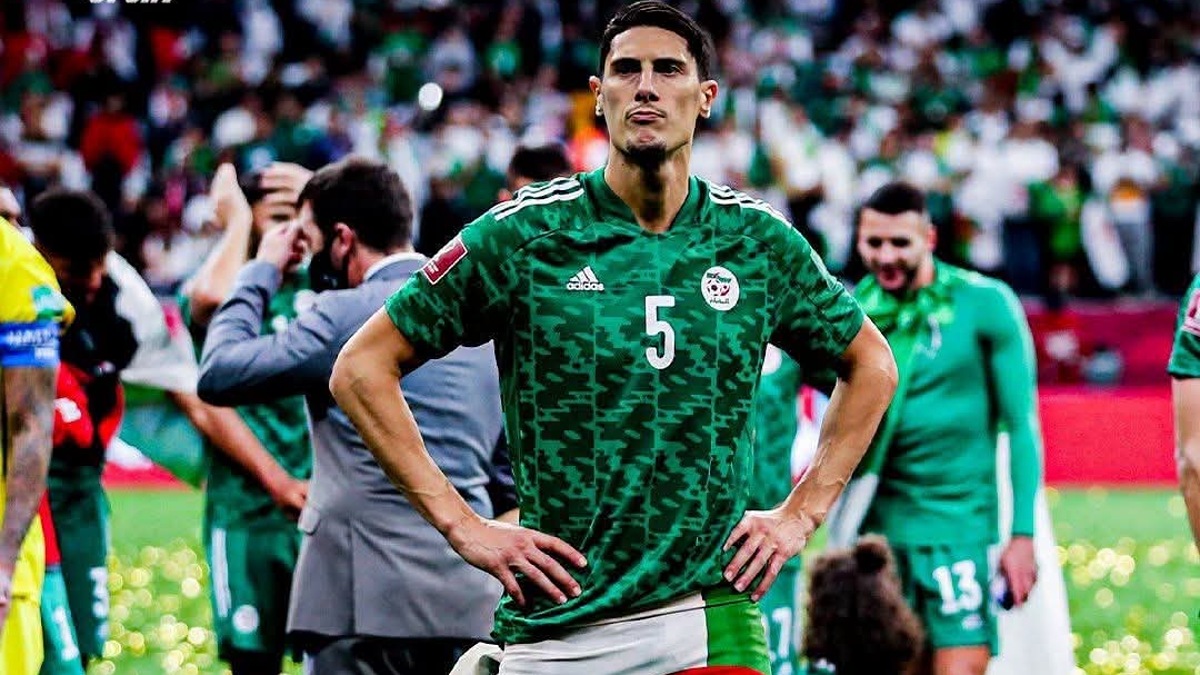 رسميًا مهدي طاهرات يعلن اعتزال كرة القدم نهائيًا مع المنتخب الجزائري بتصريح مؤثر