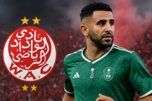الوداد البيضاوي يفاوض رياض محرز للعب في الدوري المغربي.. تفاصيل مثيرة