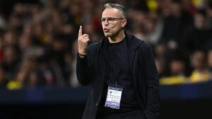 محمد وهبي يتلقى خبرًا صادمًا بإصابة نجم المنتخب المغربي ونهاية موسمه بشكل رسمي
