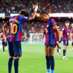 تعرف على رجل مباراة برشلونة وفالنسيا في الدوري الإسباني