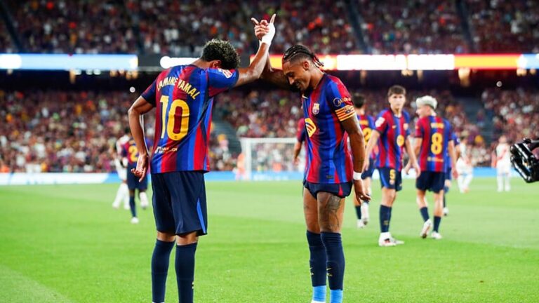 تعرف على رجل مباراة برشلونة وفالنسيا في الدوري الإسباني