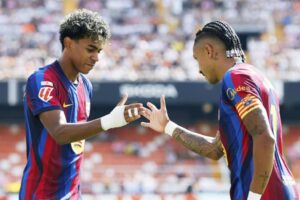 تعرف على رجل مباراة برشلونة وفاينورد بدوري أبطال أوروبا