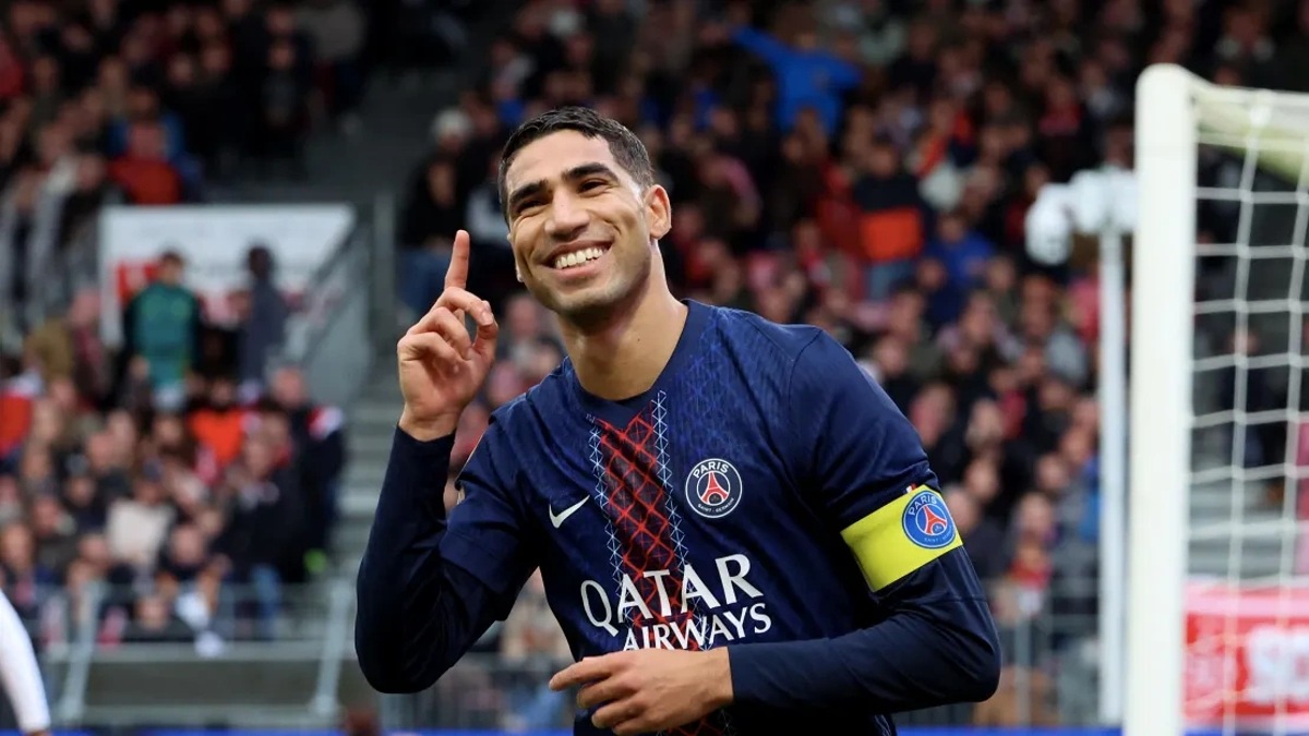 الهلال السعودي يصدم باريس سان جيرمان بعرض فلكي لضم أشرف حكيمي